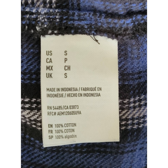 American Eagle Oversized Fit Button Down Flannel Blue Size Small - Picture 8 of 8